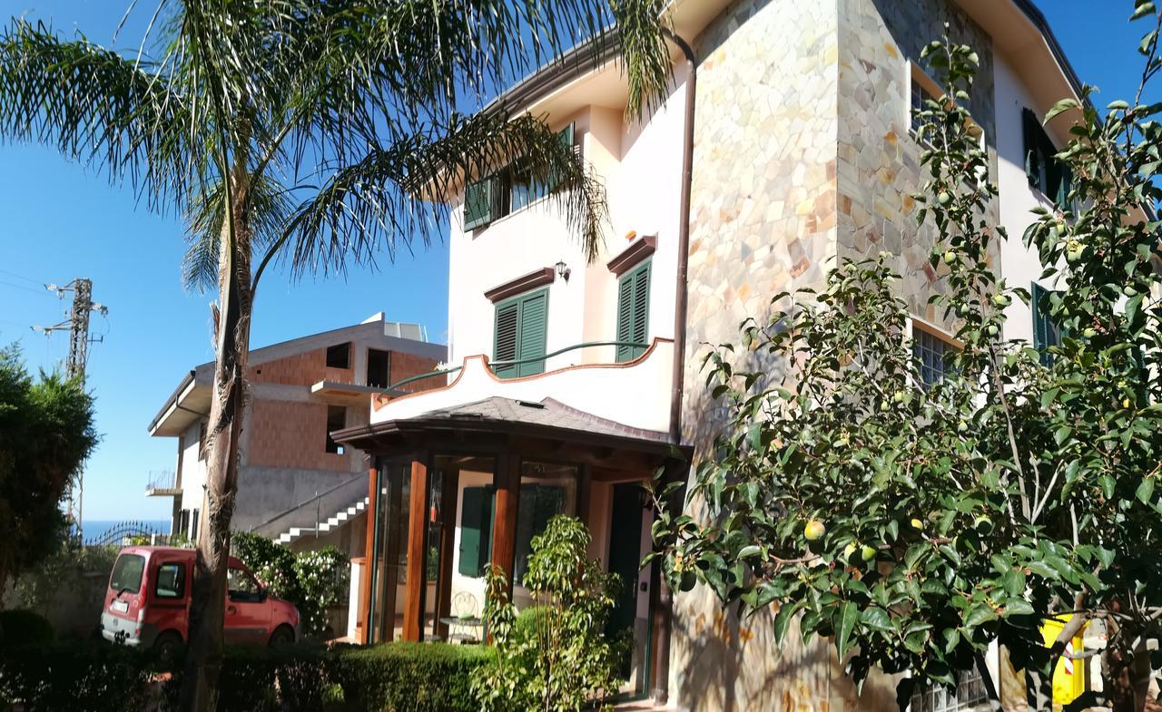 La Collina Capo D'Orlando Bed and Breakfast Buitenkant foto