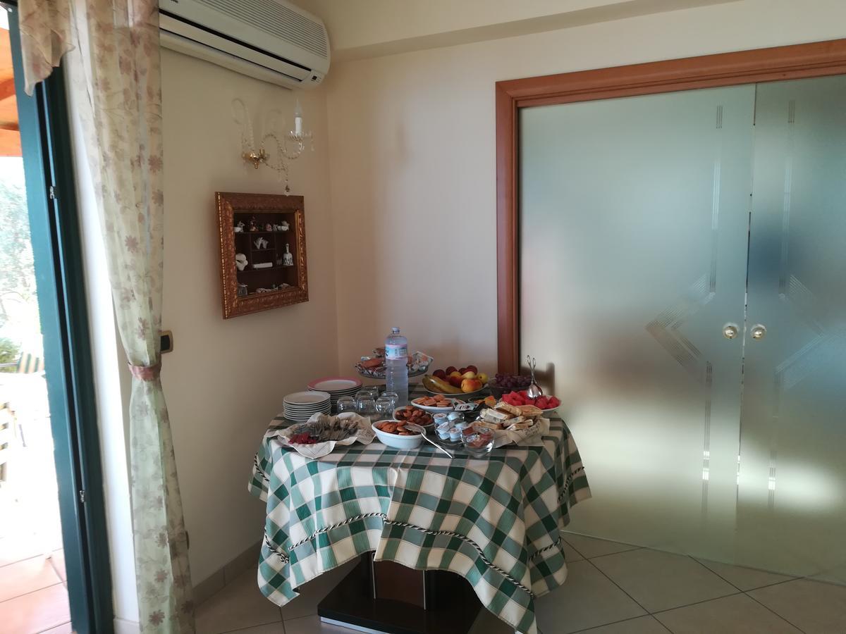 La Collina Capo D'Orlando Bed and Breakfast Buitenkant foto