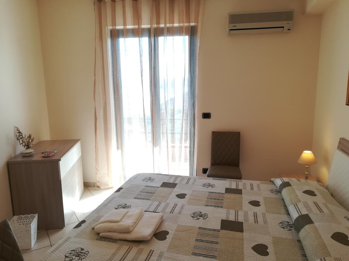 La Collina Capo D'Orlando Bed and Breakfast Buitenkant foto